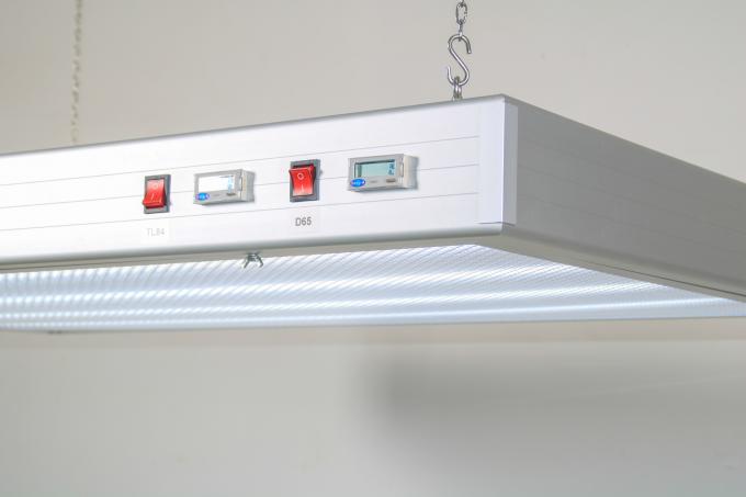 D50 Mencetak Hangling Light Box CC120 Meja lampu warna dengan sumber cahaya opsional: D65, TL84, U30